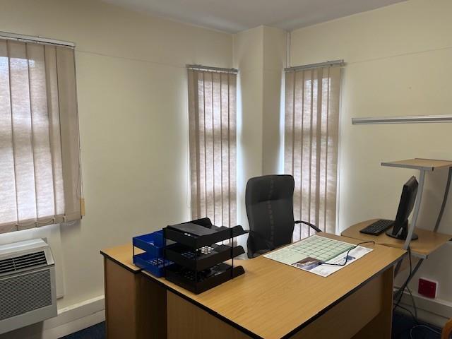 To Let commercial Property for Rent in Pinelands Western Cape